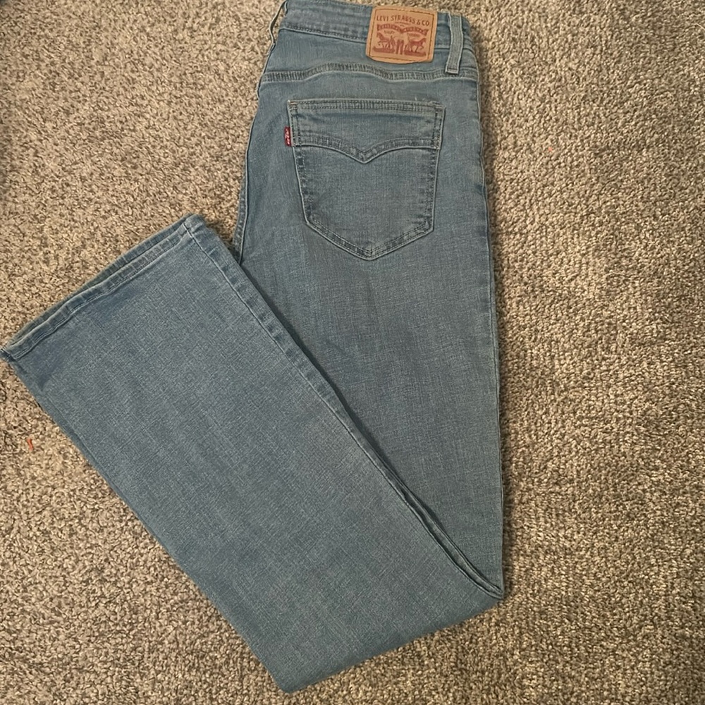 Levi jeans
